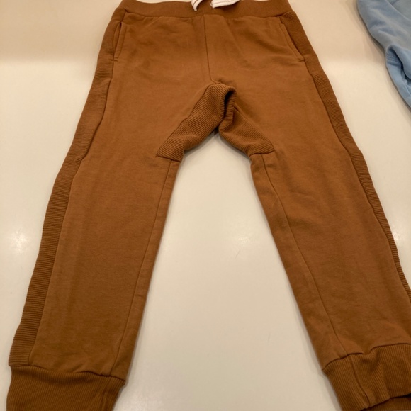 Bundle of 5-6 Boys Clothing - Picture 3 of 11